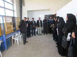 بازدید اساتید دانشکده فنی دختران از مجتمع کارگاهی