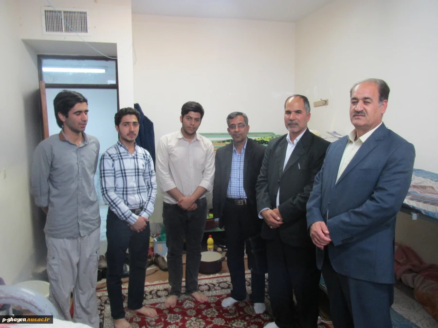 بازدید کار گروه استانی سلف و خوابگاهها از سلف دانشکده فنی و حرفه ای قاین 2