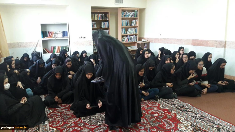 مراسم بزرگداشت شهید سپهبد حاج قاسم سلیمانی و همرزمان در آموزشکده فنی قاین  4
