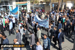 شرکت ریاست و کارکنان و اساتید و دانشجویان آموزشکده فنی در راهپیمایی 13 آبان 3