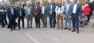 حضور ریاست ، همکاران ، اساتید و دانشجویان آموزشکده فنی و حرفه ای قاین در راهپیمایی با شکوه یوم الله ۲۲ بهمن ۱۴۰۲  
روابط عمومی آموزشکده فنی و حرفه ای قاین 2