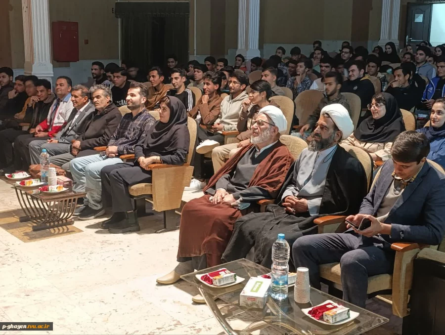 برگزاری گرامیداشت روز دانشجو در دانشگاه ملی مهارت -آموزشکده قاین ۱۶ آذر ماه ۱۴۰۴
 2